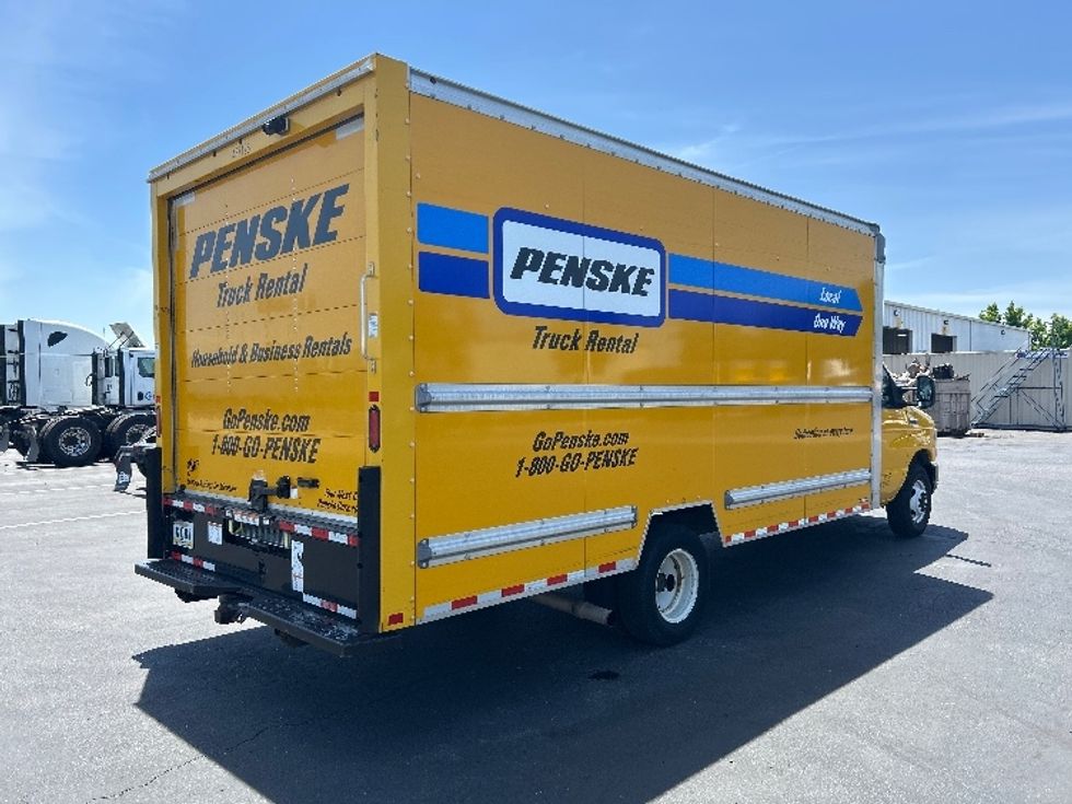 Light Duty Box Truck-Light and Medium Duty Trucks-Ford-2022-E350-Ceres-CA-116,328\n\t\tmiles-$ 24,000 - Image 13