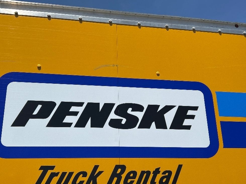 Light Duty Box Truck-Light and Medium Duty Trucks-Ford-2022-E350-Ceres-CA-116,328\n\t\tmiles-$ 24,000 - Image 25