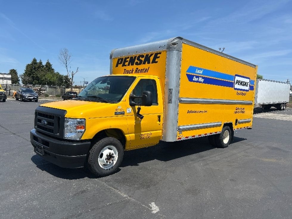 Light Duty Box Truck-Light and Medium Duty Trucks-Ford-2022-E350-Ceres-CA-116,328\n\t\tmiles-$ 24,000 - Image 3