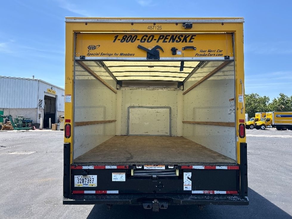 Light Duty Box Truck-Light and Medium Duty Trucks-Ford-2022-E350-Ceres-CA-116,328\n\t\tmiles-$ 24,000 - Image 9