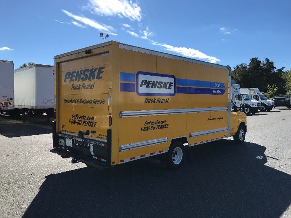 Light Duty Box Truck-Light and Medium Duty Trucks-Ford-2022-E350-Charlotte-NC-104,546\n\t\tmiles-$ 27,500 - Image 13