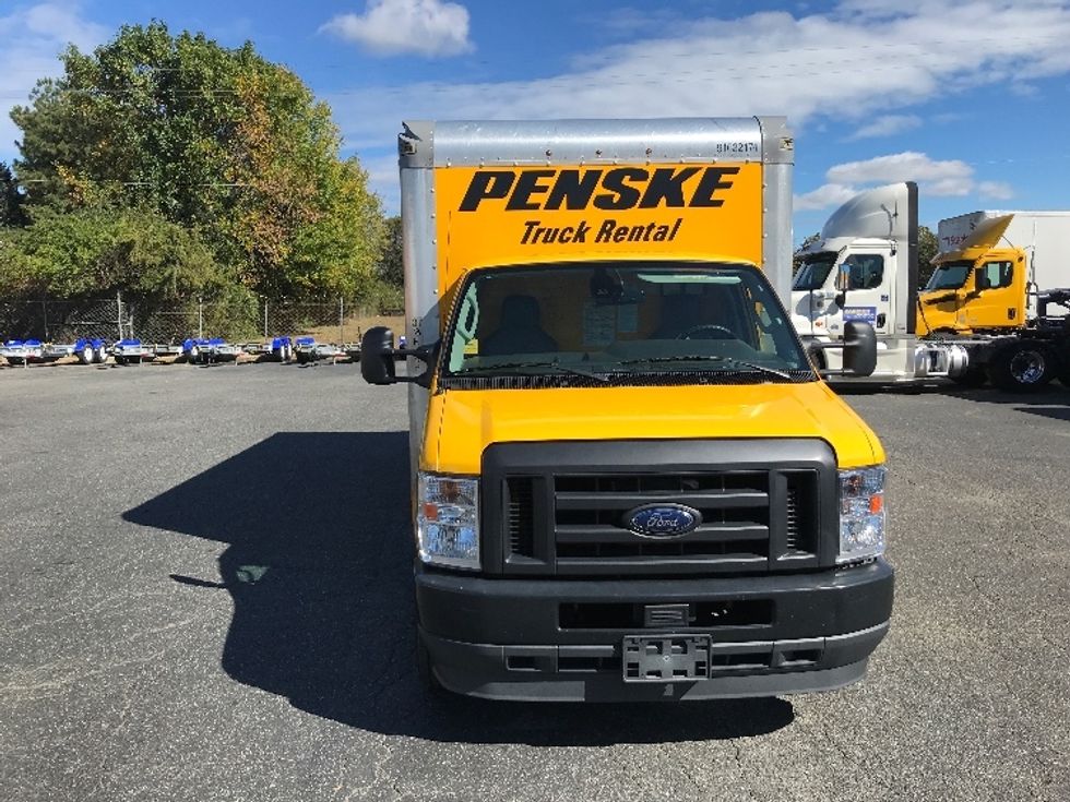 Light Duty Box Truck-Light and Medium Duty Trucks-Ford-2022-E350-Charlotte-NC-104,546\n\t\tmiles-$ 27,500 - Image 2