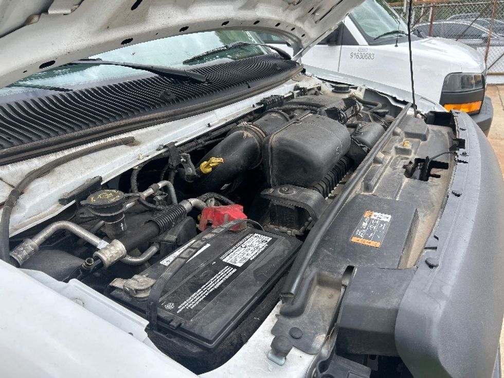 Light Duty Box Truck-Light and Medium Duty Trucks-Ford-2022-E350-Charlotte-NC-109,408\n\t\tmiles-$ 30,500 - Image 20