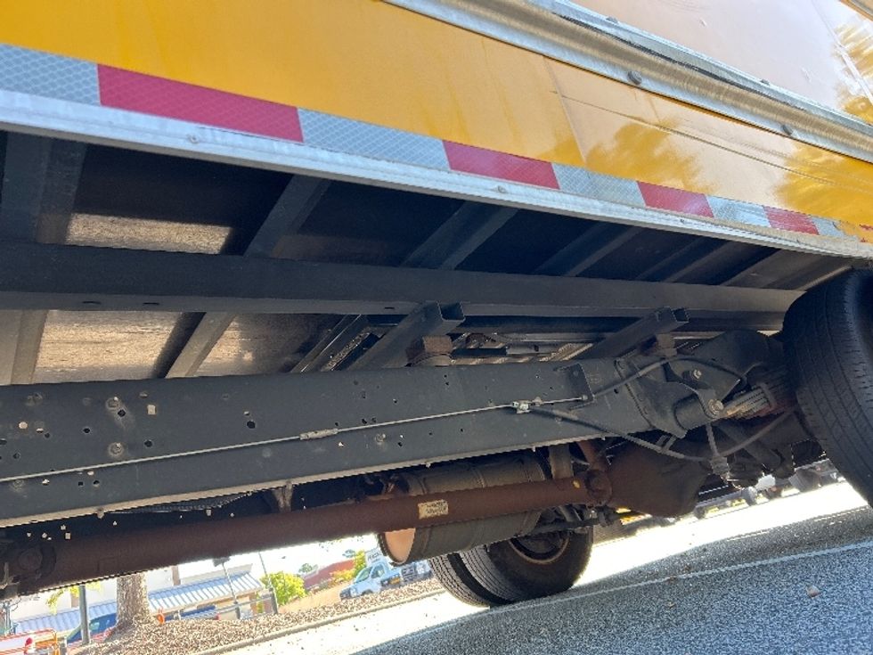 Light Duty Box Truck-Light and Medium Duty Trucks-Ford-2022-E350-Charlotte-NC-115,158\n\t\tmiles-$ 26,000 - Image 5