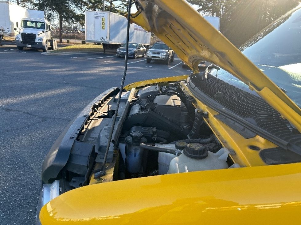 Light Duty Box Truck-Light and Medium Duty Trucks-Ford-2022-E350-Charlotte-NC-91,976\n\t\tmiles-$ 31,750 - Image 24