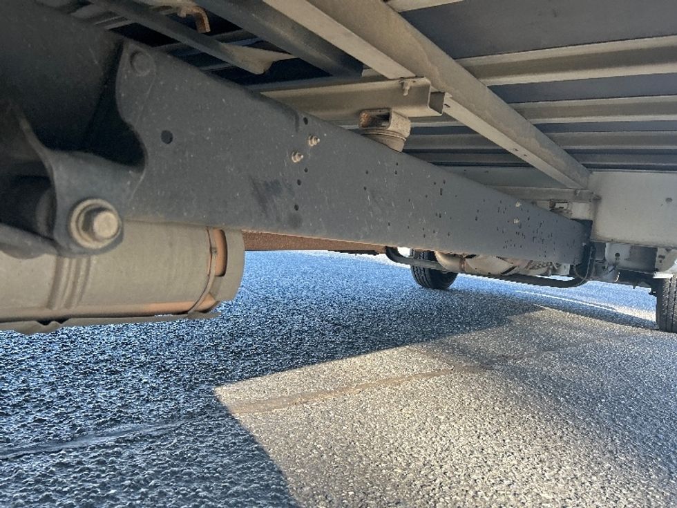 Light Duty Box Truck-Light and Medium Duty Trucks-Ford-2022-E350-Charlotte-NC-92,752\n\t\tmiles-$ 36,250 - Image 14