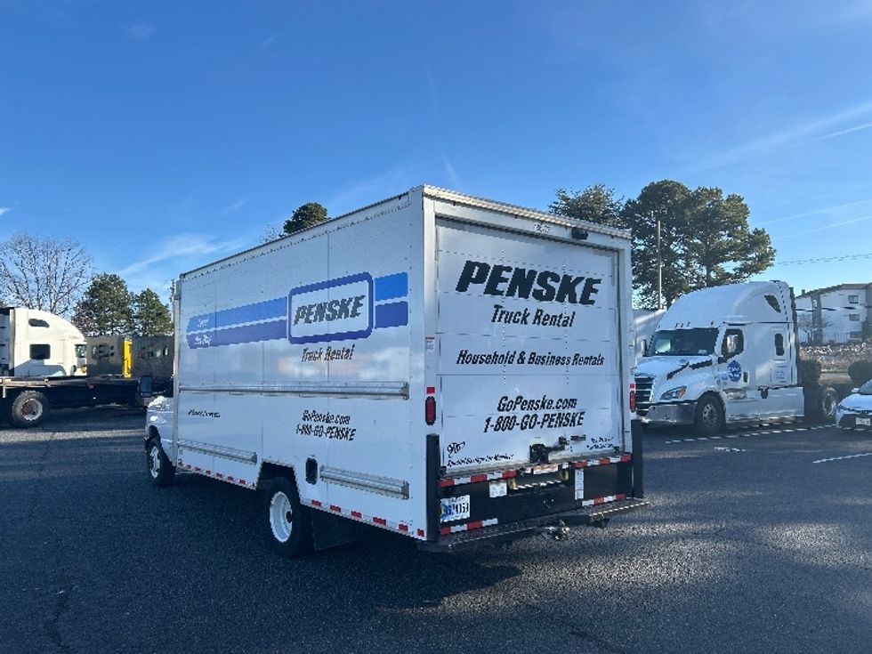 Light Duty Box Truck-Light and Medium Duty Trucks-Ford-2022-E350-Charlotte-NC-92,752\n\t\tmiles-$ 36,250 - Image 6