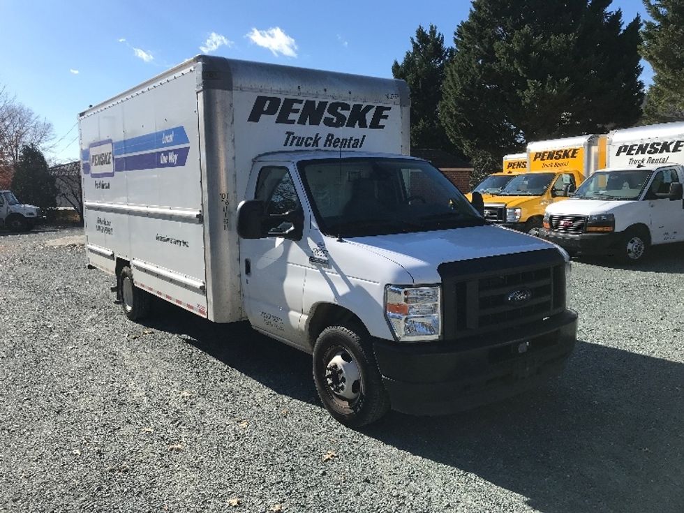 Light Duty Box Truck-Light and Medium Duty Trucks-Ford-2022-E350-Charlottesville-VA-80,193\n\t\tmiles-$ 41,000 - Image 1