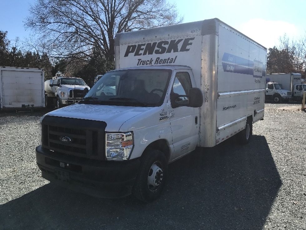 Light Duty Box Truck-Light and Medium Duty Trucks-Ford-2022-E350-Charlottesville-VA-80,193\n\t\tmiles-$ 41,000 - Image 3