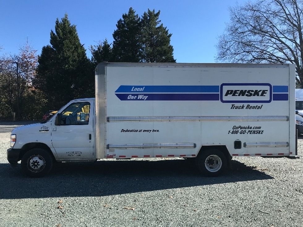 Light Duty Box Truck-Light and Medium Duty Trucks-Ford-2022-E350-Charlottesville-VA-80,193\n\t\tmiles-$ 41,000 - Image 4