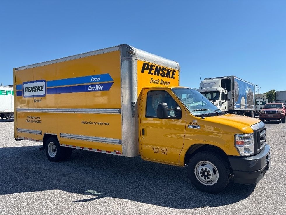 Light Duty Box Truck-Light and Medium Duty Trucks-Ford-2022-E350-Chesapeake-VA-118,305\n\t\tmiles-$ 25,500 - Image 1
