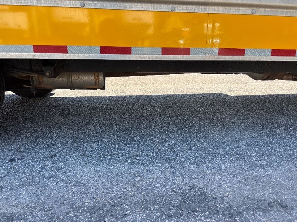 Light Duty Box Truck-Light and Medium Duty Trucks-Ford-2022-E350-Chesapeake-VA-118,305\n\t\tmiles-$ 25,500 - Image 14