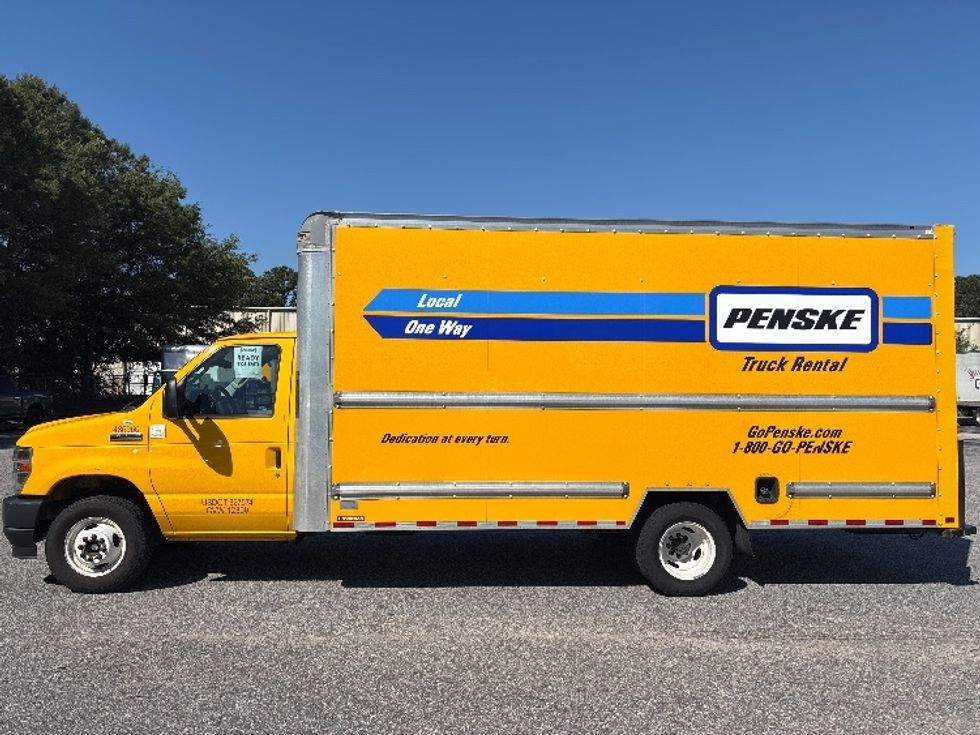 Light Duty Box Truck-Light and Medium Duty Trucks-Ford-2022-E350-Chesapeake-VA-118,305\n\t\tmiles-$ 25,500 - Image 4
