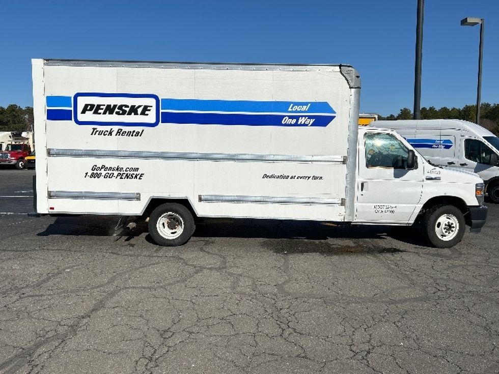 Light Duty Box Truck-Light and Medium Duty Trucks-Ford-2022-E350-Chesapeake-VA-77,262\n\t\tmiles-$ 41,750 - Image 13