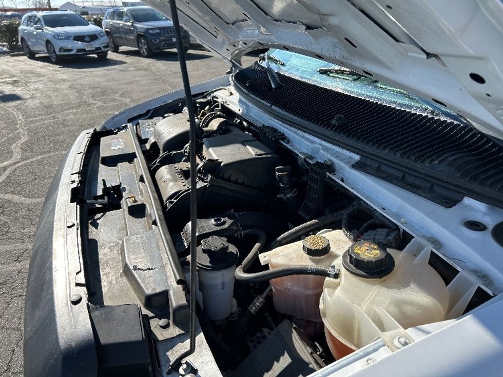 Light Duty Box Truck-Light and Medium Duty Trucks-Ford-2022-E350-Chesapeake-VA-77,262\n\t\tmiles-$ 41,750 - Image 22