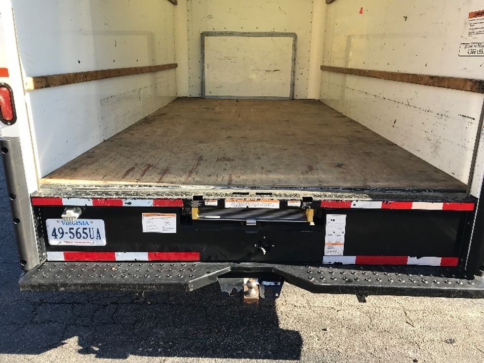 Light Duty Box Truck-Light and Medium Duty Trucks-Ford-2022-E350-Chesapeake-VA-78,922\n\t\tmiles-$ 41,500 - Image 9