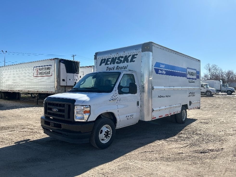 Light Duty Box Truck-Light and Medium Duty Trucks-Ford-2022-E350-Chester-VA-111,771\n\t\tmiles-$ 29,500 - Image 3