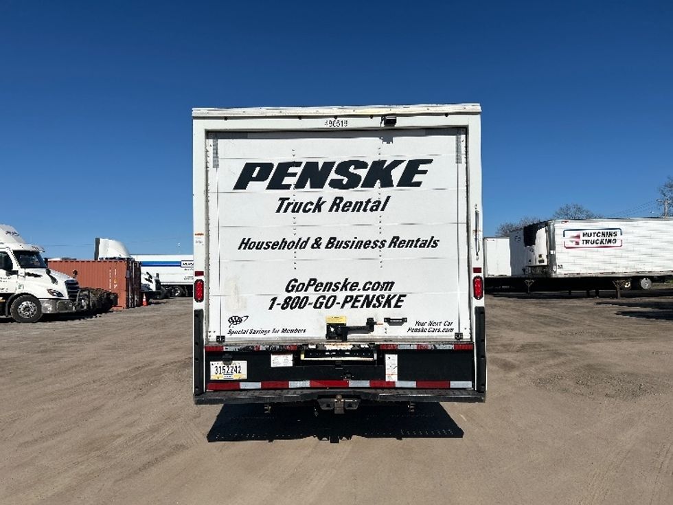 Light Duty Box Truck-Light and Medium Duty Trucks-Ford-2022-E350-Chester-VA-111,771\n\t\tmiles-$ 29,500 - Image 7