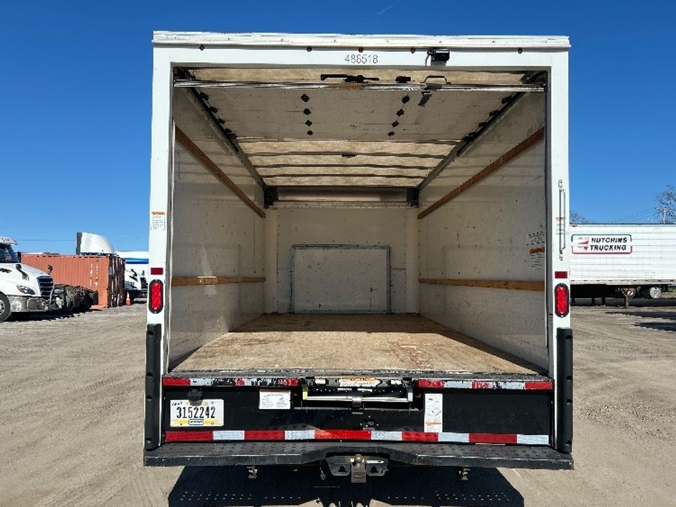 Light Duty Box Truck-Light and Medium Duty Trucks-Ford-2022-E350-Chester-VA-111,771\n\t\tmiles-$ 29,500 - Image 8