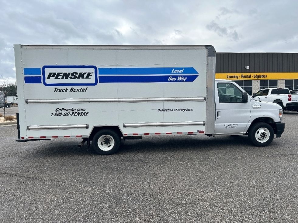 Light Duty Box Truck-Light and Medium Duty Trucks-Ford-2022-E350-Chester-VA-112,427\n\t\tmiles-$ 30,500 - Image 14