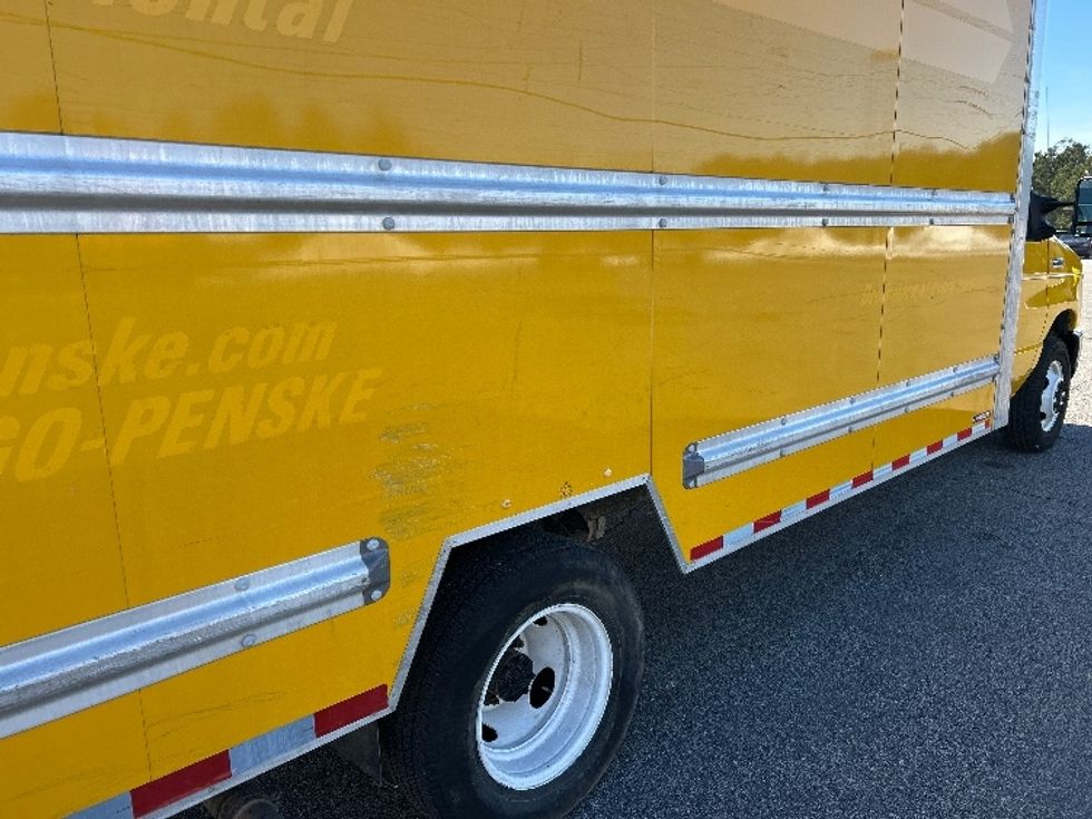 Light Duty Box Truck-Light and Medium Duty Trucks-Ford-2022-E350-Chester-VA-96,729\n\t\tmiles-$ 27,500 - Image 26