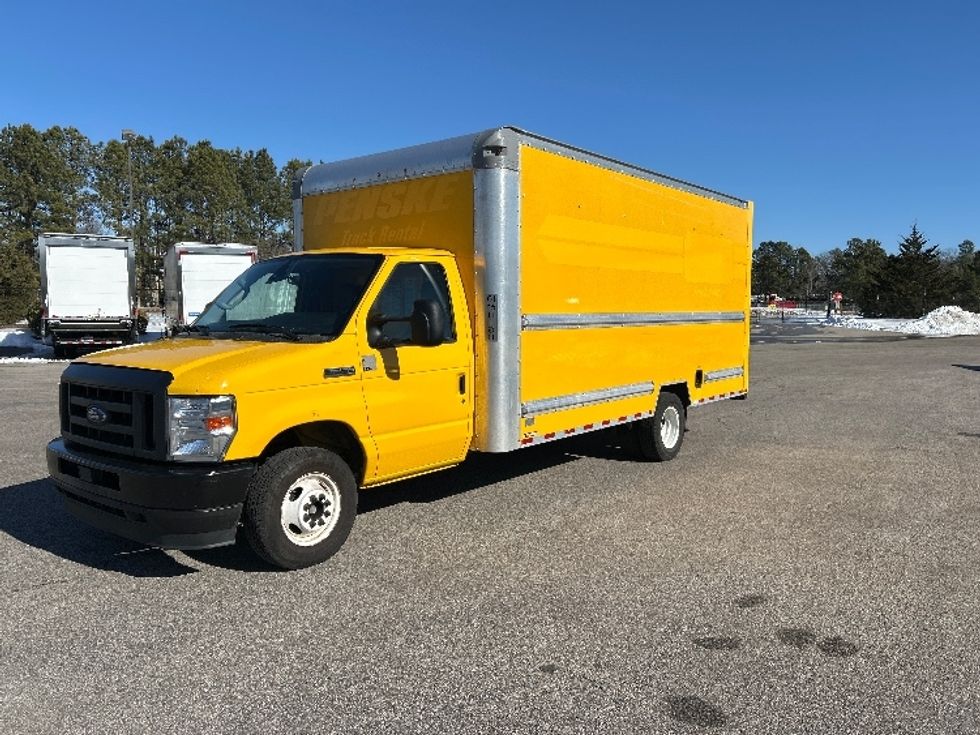 Light Duty Box Truck-Light and Medium Duty Trucks-Ford-2022-E350-Chester-VA-96,729\n\t\tmiles-$ 27,500 - Image 3