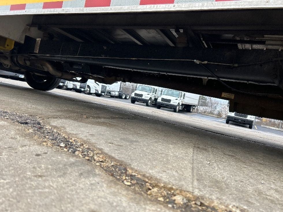 Light Duty Box Truck-Light and Medium Duty Trucks-Ford-2022-E350-Chicago (Melrose Park)-IL-94,125\n\t\tmiles-$ 29,000 - Image 5