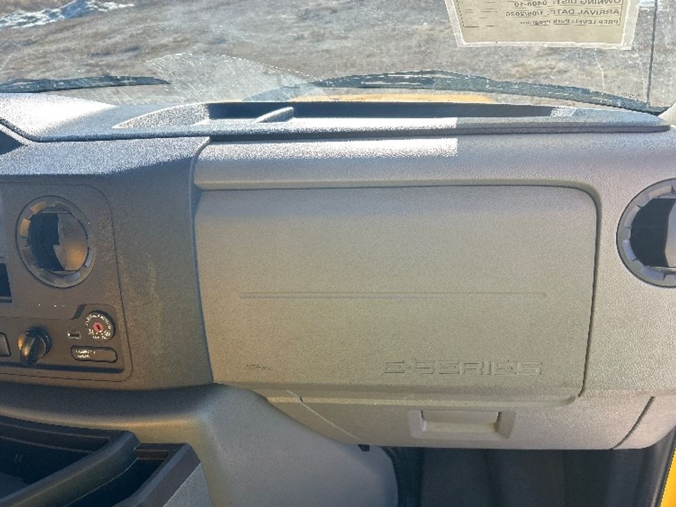 Light Duty Box Truck-Light and Medium Duty Trucks-Ford-2022-E350-Chicago (Melrose Park)-IL-96,756\n\t\tmiles-$ 28,750 - Image 20