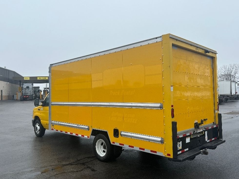 Light Duty Box Truck-Light and Medium Duty Trucks-Ford-2022-E350-Chicago (Melrose Park)-IL-98,116\n\t\tmiles-$ 30,000 - Image 6
