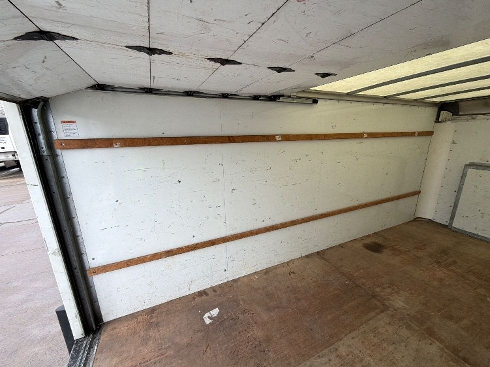 Light Duty Box Truck-Light and Medium Duty Trucks-Ford-2022-E350-Chicopee-MA-103,790\n\t\tmiles-$ 28,500 - Image 10