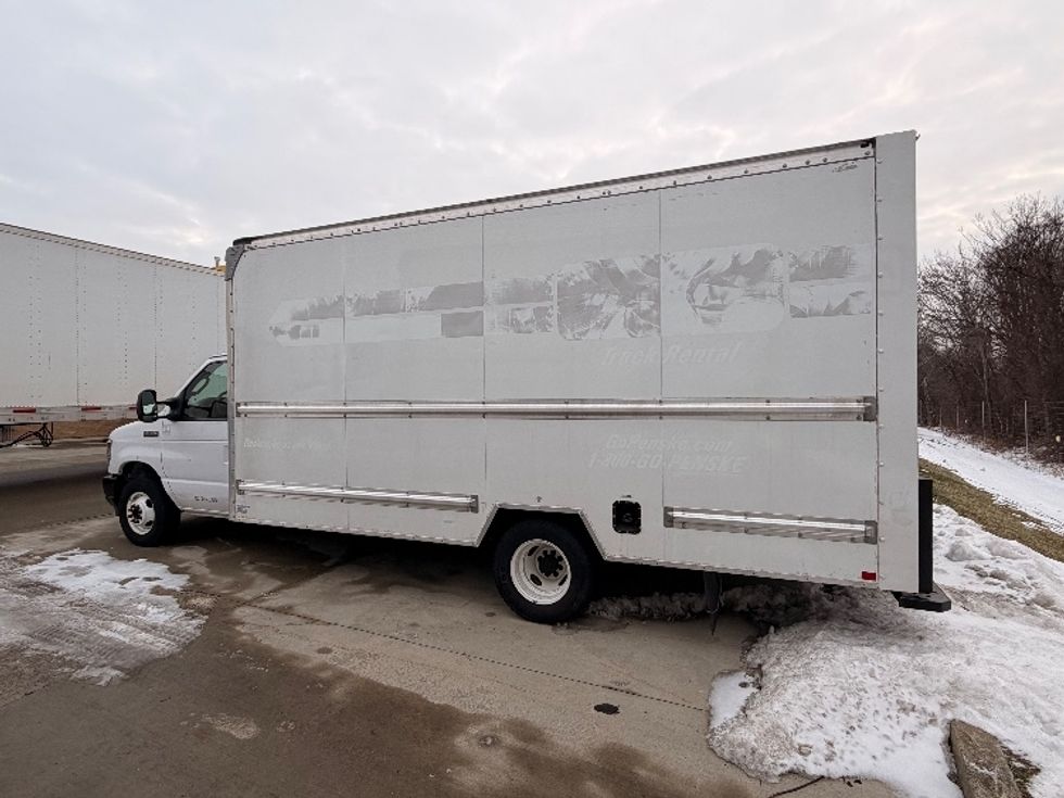 Light Duty Box Truck-Light and Medium Duty Trucks-Ford-2022-E350-Chicopee-MA-103,790\n\t\tmiles-$ 28,500 - Image 5