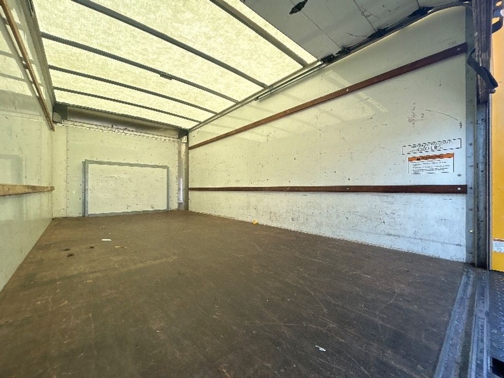 Light Duty Box Truck-Light and Medium Duty Trucks-Ford-2022-E350-Chicopee-MA-142,960\n\t\tmiles-$ 20,500 - Image 12