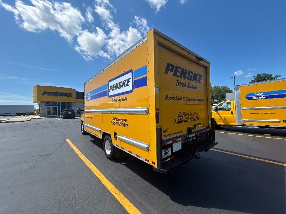 Light Duty Box Truck-Light and Medium Duty Trucks-Ford-2022-E350-Chicopee-MA-142,960\n\t\tmiles-$ 20,500 - Image 6
