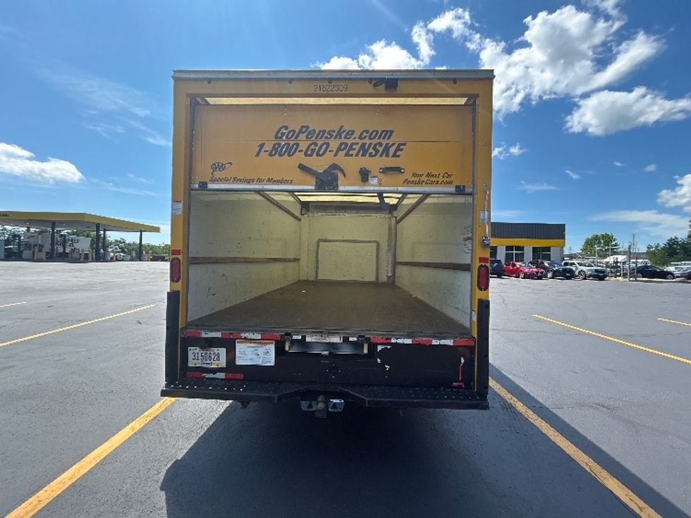 Light Duty Box Truck-Light and Medium Duty Trucks-Ford-2022-E350-Chicopee-MA-142,960\n\t\tmiles-$ 20,500 - Image 8