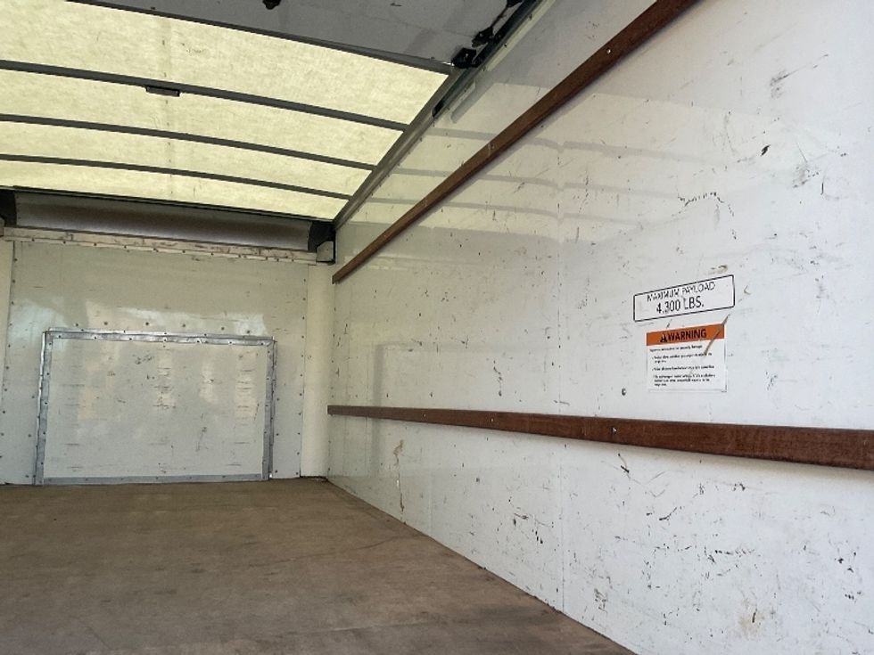 Light Duty Box Truck-Light and Medium Duty Trucks-Ford-2022-E350-Chicopee-MA-74,481\n\t\tmiles-$ 37,500 - Image 12