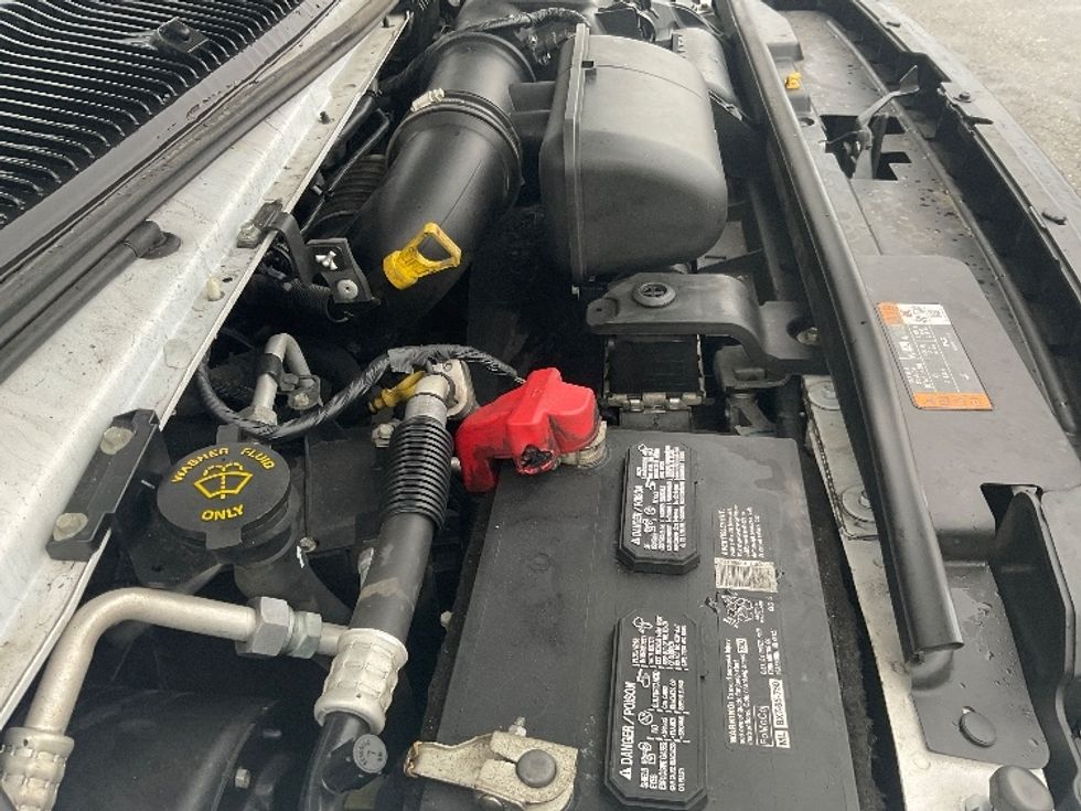 Light Duty Box Truck-Light and Medium Duty Trucks-Ford-2022-E350-Chicopee-MA-80,957\n\t\tmiles-$ 34,000 - Image 22