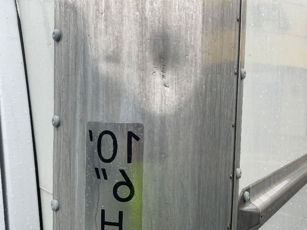 Light Duty Box Truck-Light and Medium Duty Trucks-Ford-2022-E350-Chicopee-MA-80,957\n\t\tmiles-$ 34,000 - Image 26