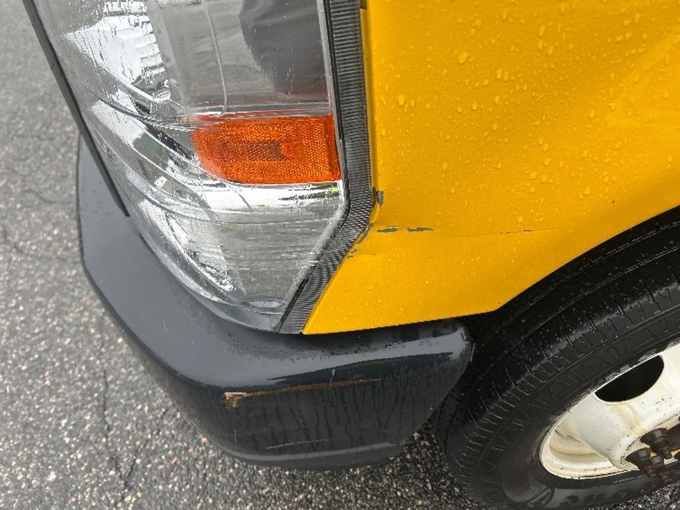 Light Duty Box Truck-Light and Medium Duty Trucks-Ford-2022-E350-Chicopee-MA-87,467\n\t\tmiles-$ 27,750 - Image 25