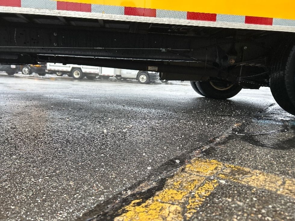 Light Duty Box Truck-Light and Medium Duty Trucks-Ford-2022-E350-Chicopee-MA-87,467\n\t\tmiles-$ 27,750 - Image 5