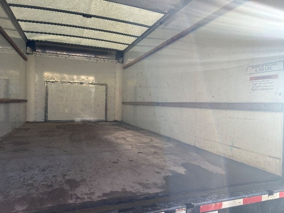 Light Duty Box Truck-Light and Medium Duty Trucks-Ford-2022-E350-Chicopee-MA-91,353\n\t\tmiles-$ 27,250 - Image 12