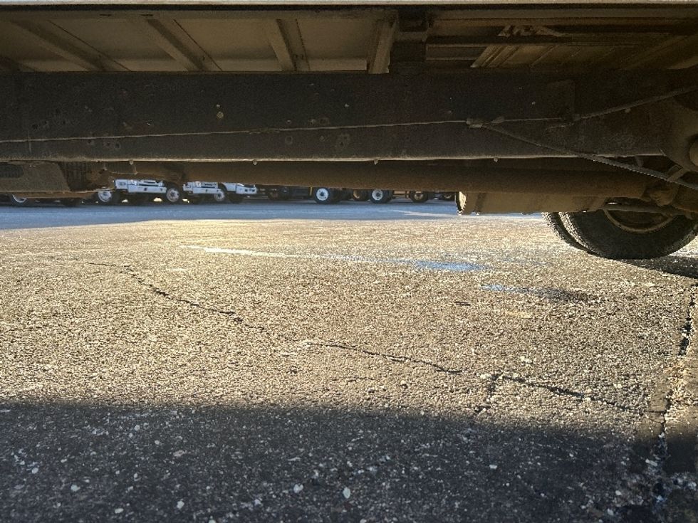 Light Duty Box Truck-Light and Medium Duty Trucks-Ford-2022-E350-Chicopee-MA-91,353\n\t\tmiles-$ 27,250 - Image 5