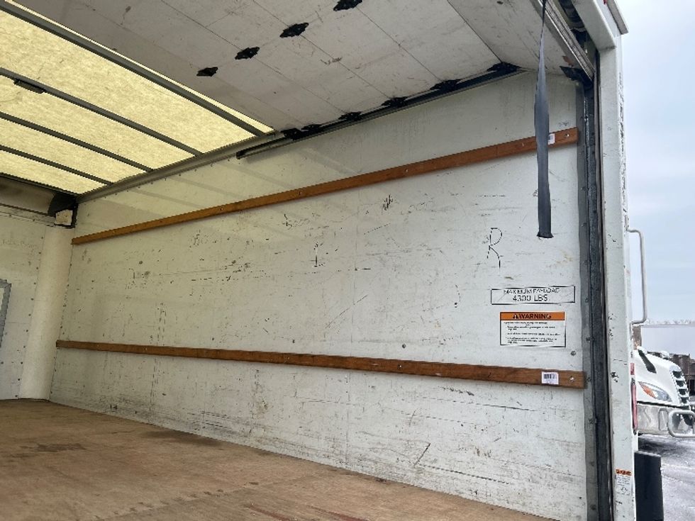 Light Duty Box Truck-Light and Medium Duty Trucks-Ford-2022-E350-Chicopee-MA-92,445\n\t\tmiles-$ 30,000 - Image 10