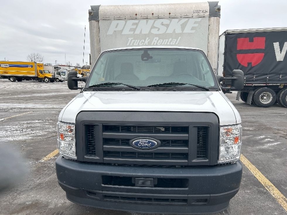 Light Duty Box Truck-Light and Medium Duty Trucks-Ford-2022-E350-Chicopee-MA-92,445\n\t\tmiles-$ 30,000 - Image 2