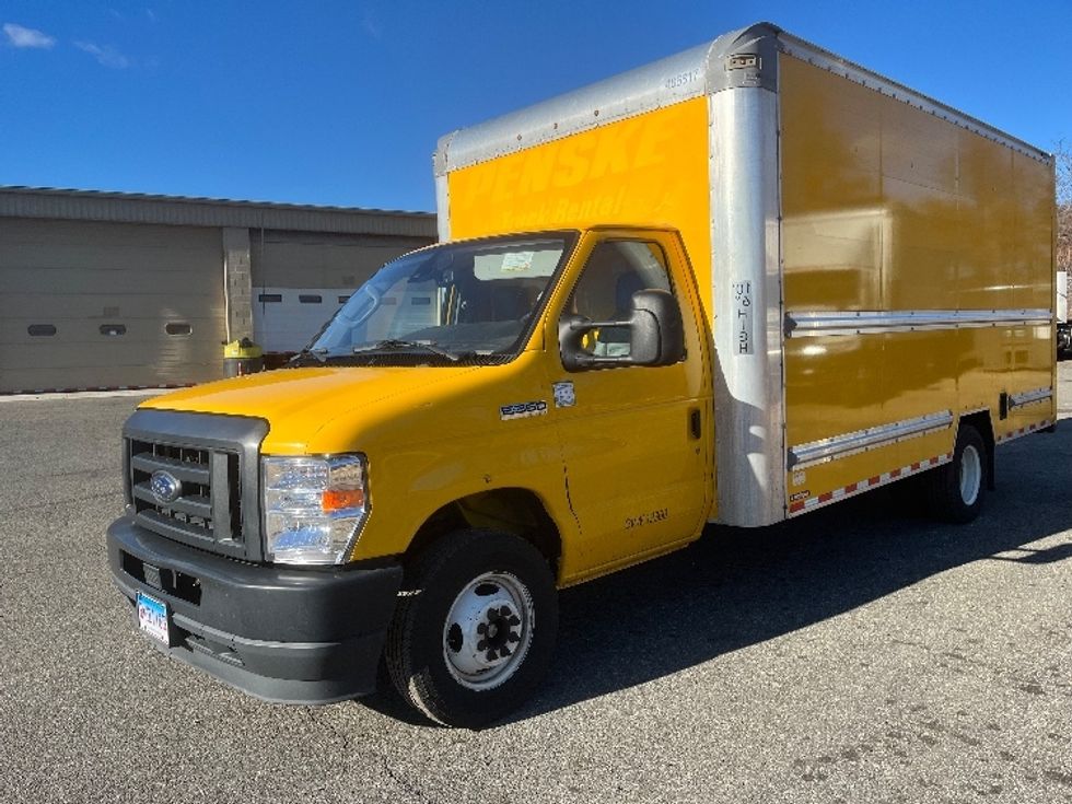 Light Duty Box Truck-Light and Medium Duty Trucks-Ford-2022-E350-Chicopee-MA-93,541\n\t\tmiles-$ 27,000 - Image 3