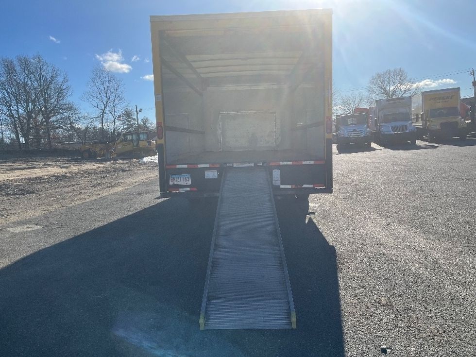 Light Duty Box Truck-Light and Medium Duty Trucks-Ford-2022-E350-Chicopee-MA-93,541\n\t\tmiles-$ 27,000 - Image 9
