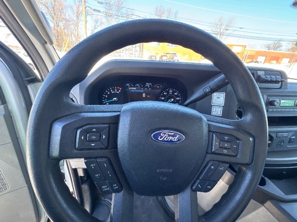 Light Duty Box Truck-Light and Medium Duty Trucks-Ford-2022-E350-Chicopee-MA-94,097\n\t\tmiles-$ 29,750 - Image 16