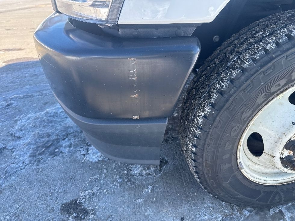 Light Duty Box Truck-Light and Medium Duty Trucks-Ford-2022-E350-Chicopee-MA-94,097\n\t\tmiles-$ 29,750 - Image 26