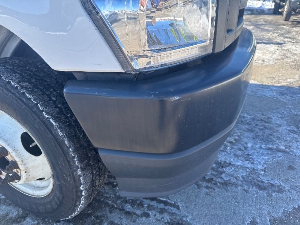 Light Duty Box Truck-Light and Medium Duty Trucks-Ford-2022-E350-Chicopee-MA-94,097\n\t\tmiles-$ 29,750 - Image 28