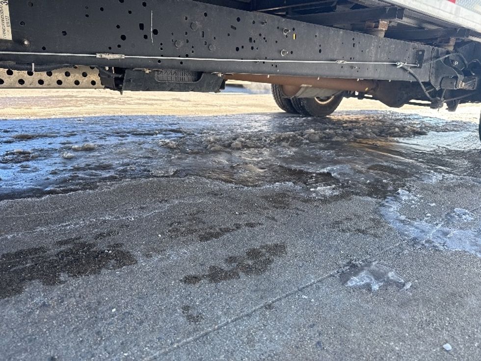 Light Duty Box Truck-Light and Medium Duty Trucks-Ford-2022-E350-Chicopee-MA-94,097\n\t\tmiles-$ 29,750 - Image 5