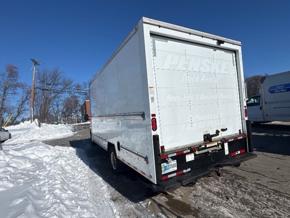 Light Duty Box Truck-Light and Medium Duty Trucks-Ford-2022-E350-Chicopee-MA-94,097\n\t\tmiles-$ 29,750 - Image 6